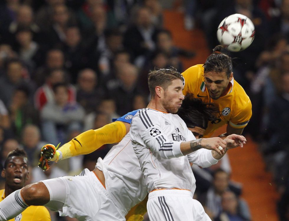 中信建投：看好苹果MR发布，以及AI技术的快速发展